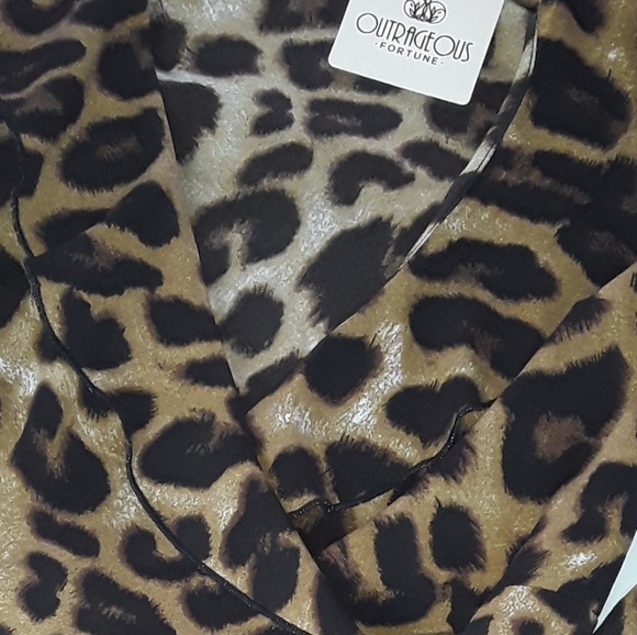 Dress - Picture 6 of 8